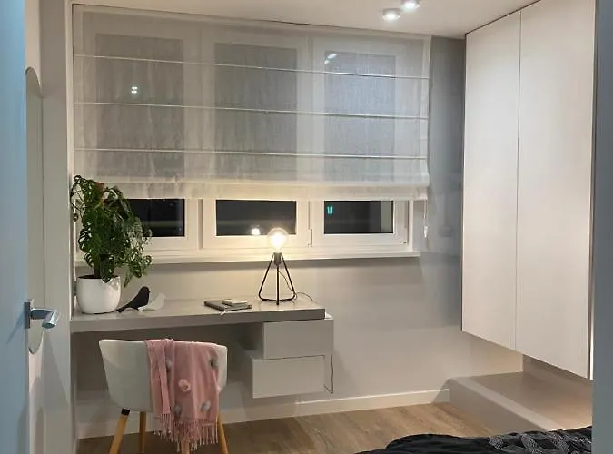 Ix Pietro - 9th Floor In Apartamento Katowice